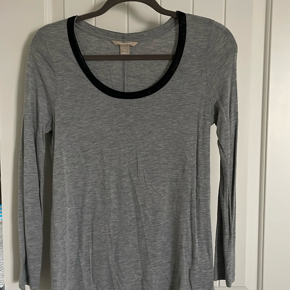 Banana Republic gray long sleeve with leather trim neck line size medium